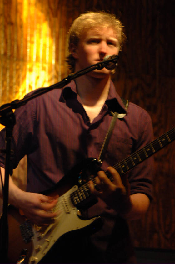 LLOL/TomatCapAleHouse10-10.JPG